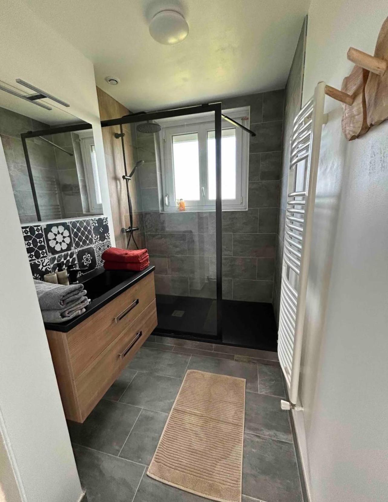 Superbe Appartement Refait A Neuf Morlaix Extérieur photo